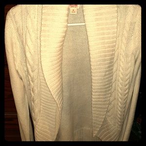 Women’s White Knit Cardigan